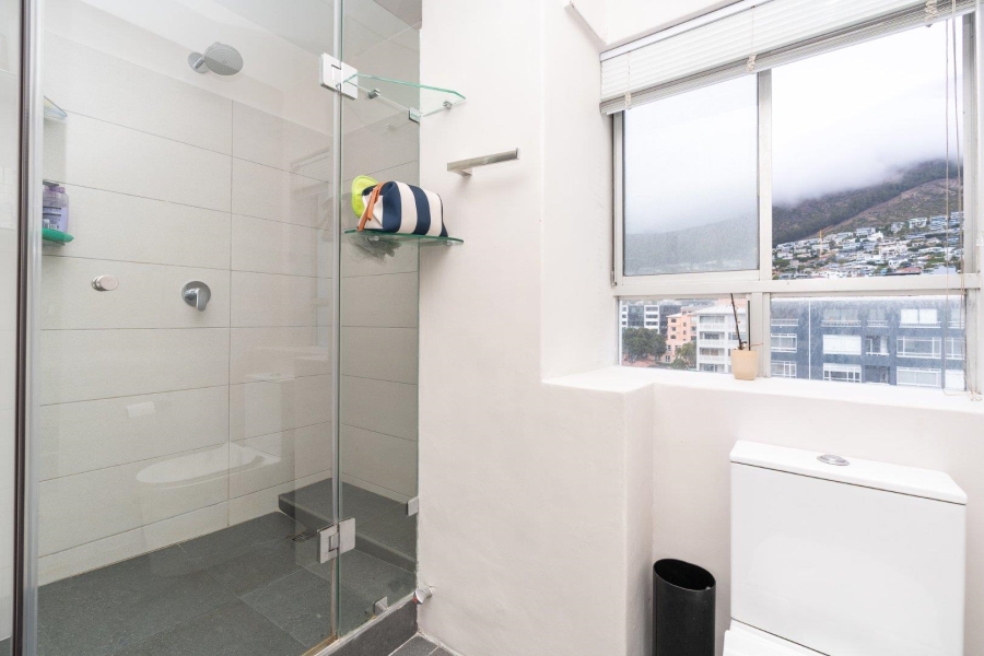 3 Bedroom Property for Sale in Sea Point Western Cape